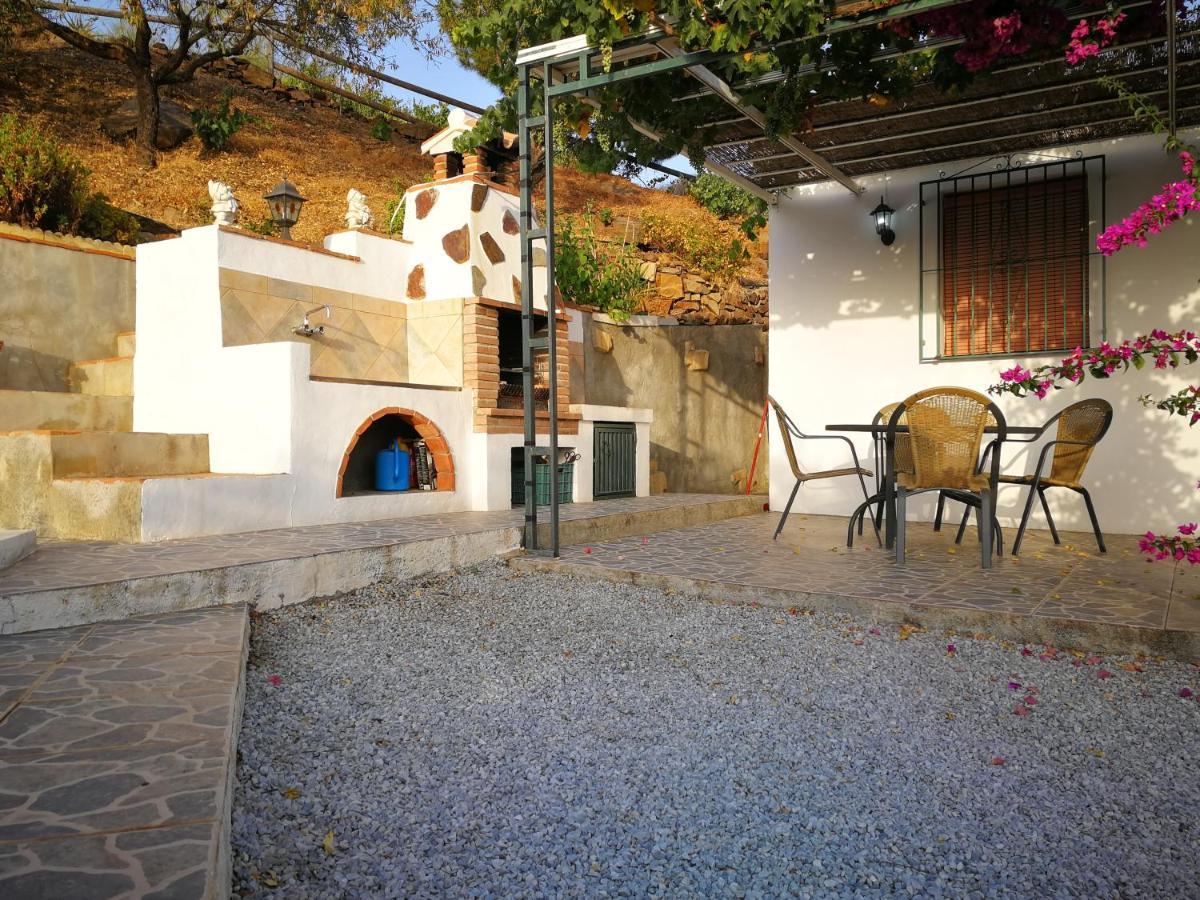 Casa Lola Villa Sayalonga Luaran gambar